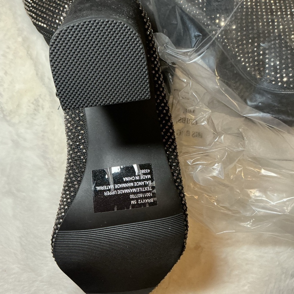 Wild Pair rhinestones boots - Picture 2 of 6